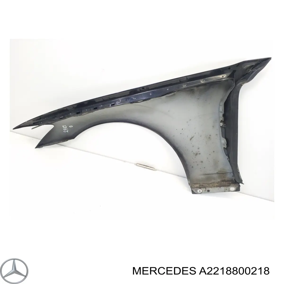 A2218800218 Mercedes крыло переднее правое