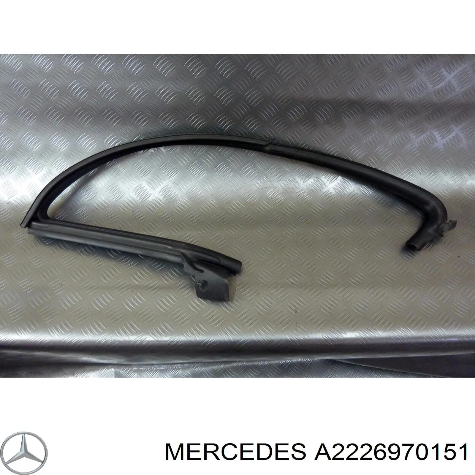  Mercedes A2226970151