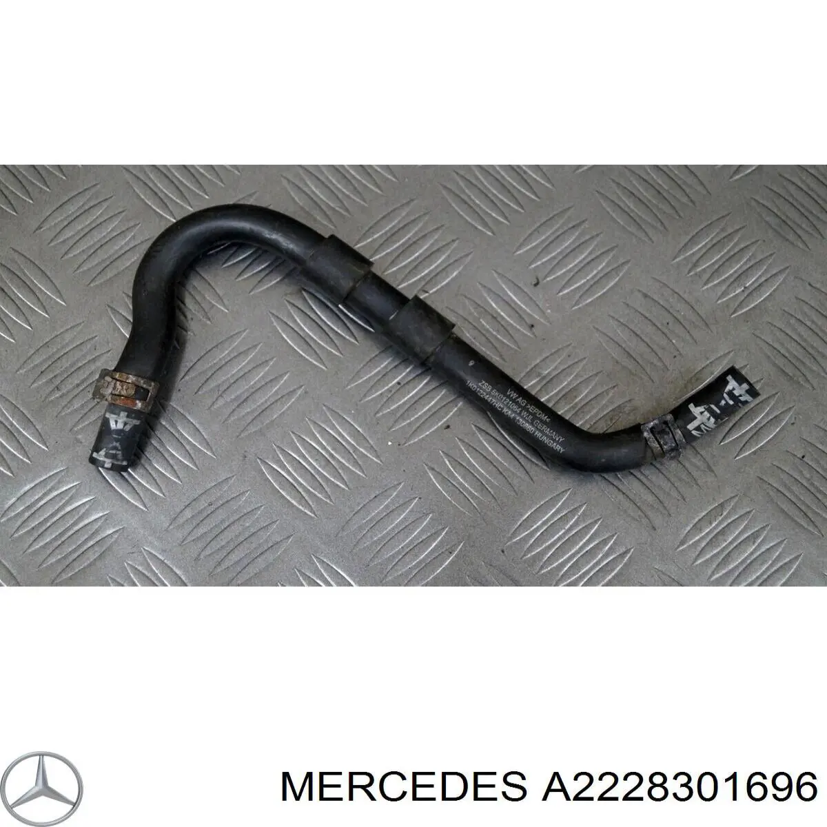 A2228301696 Mercedes 