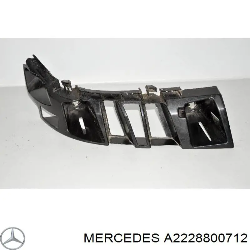 2228800712 Mercedes 