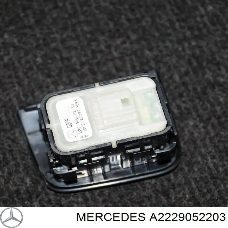 2229052203 Mercedes Кнопка подъемника переднего правого стекла
