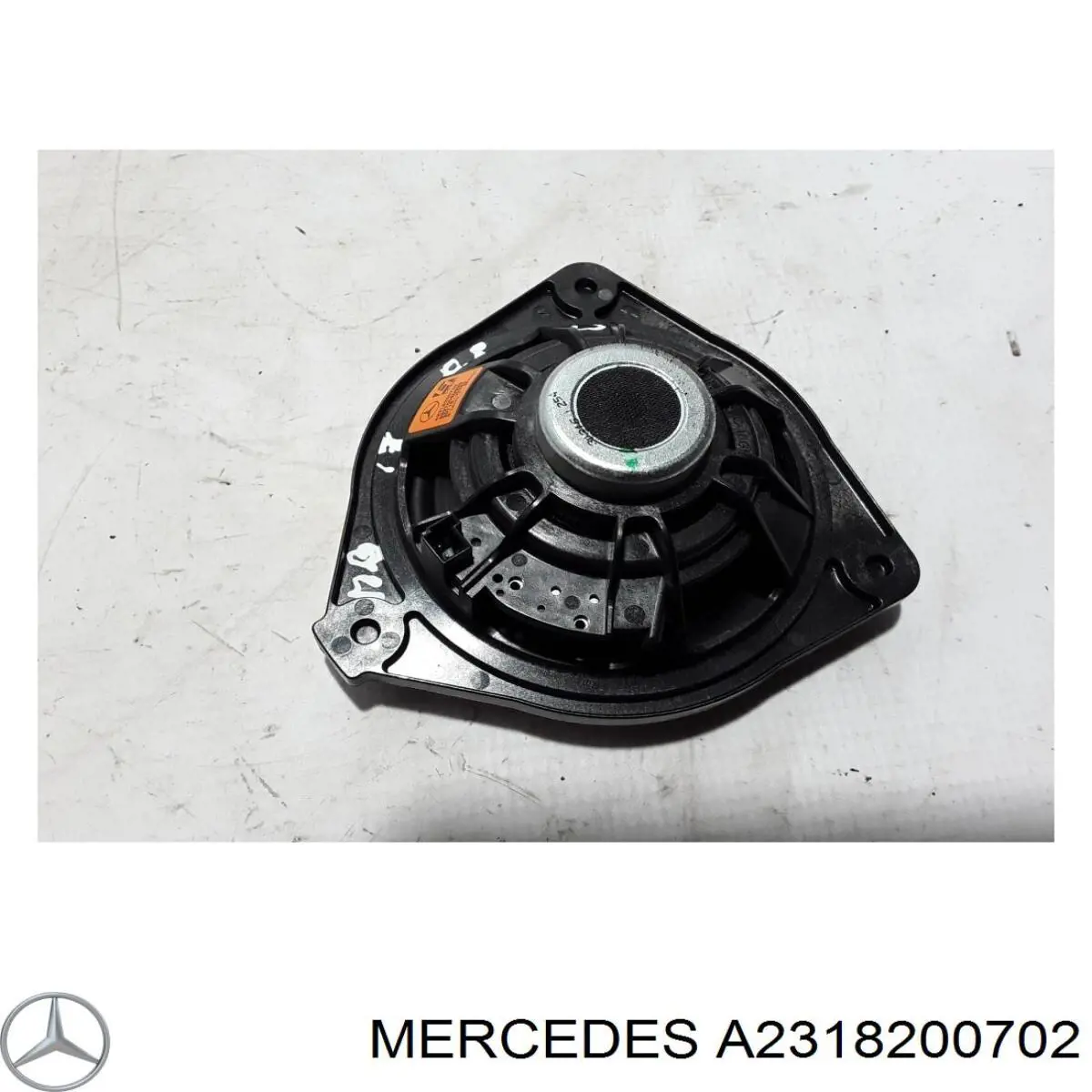 Купить A2318200702 Mercedes Динамик передней двери
