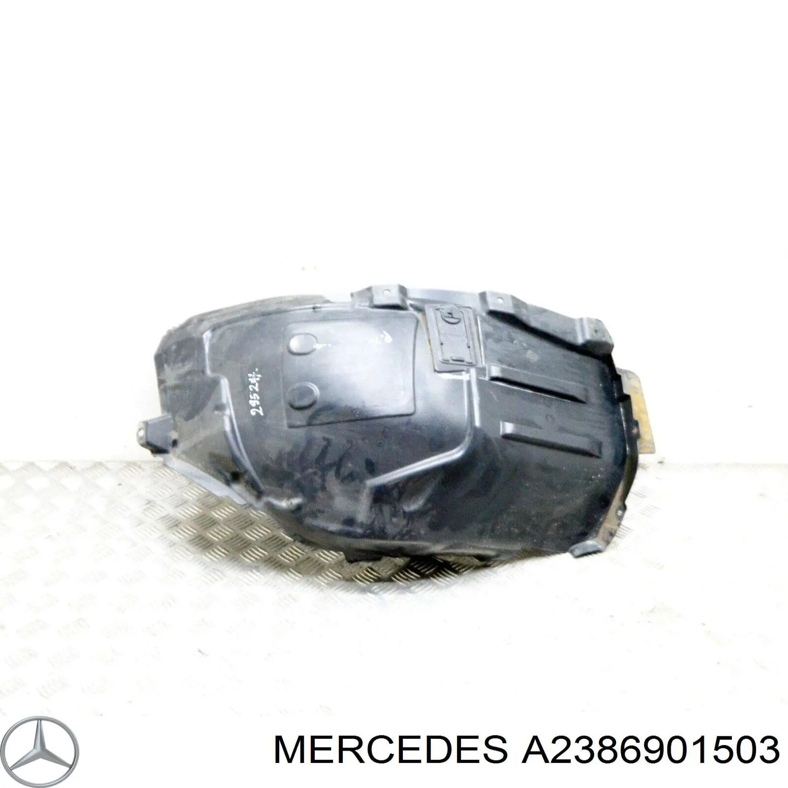 A2386901503 Mercedes подкрылок крыла переднего левый передний