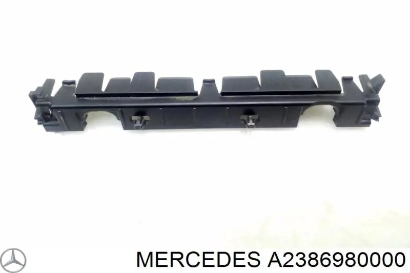 A238698000028 Mercedes 