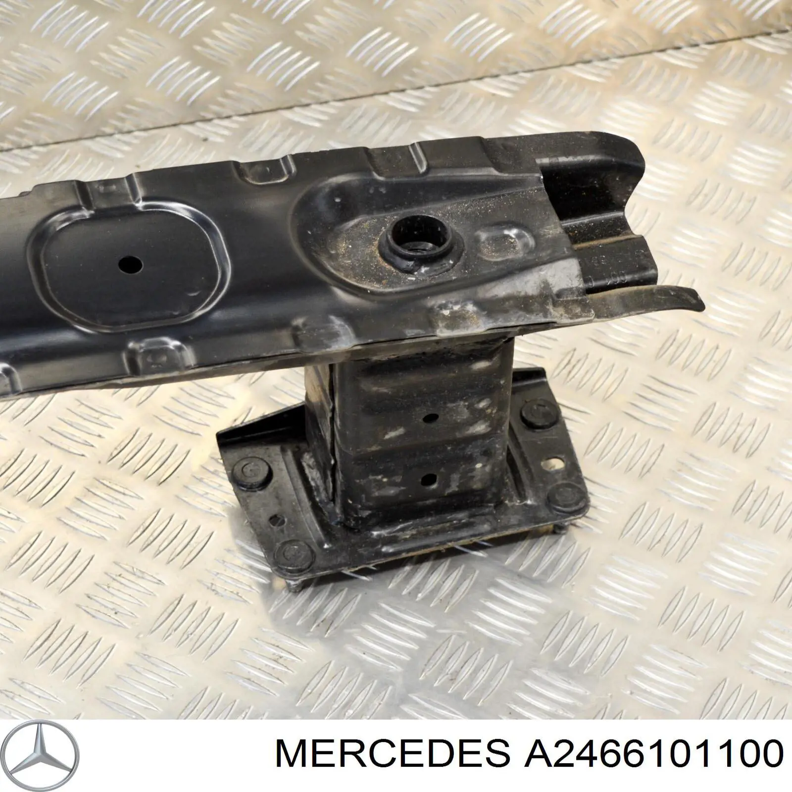 Усилитель бампера заднего Mercedes 2466101100