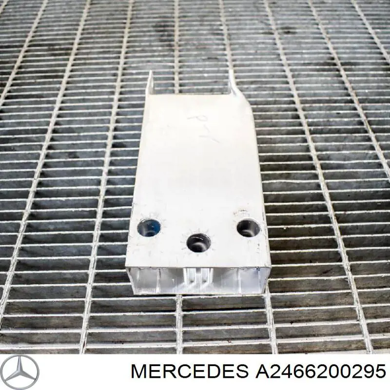Кронштейн усилителя переднего бампера Mercedes 2466200295 цена, от 42.12 USD