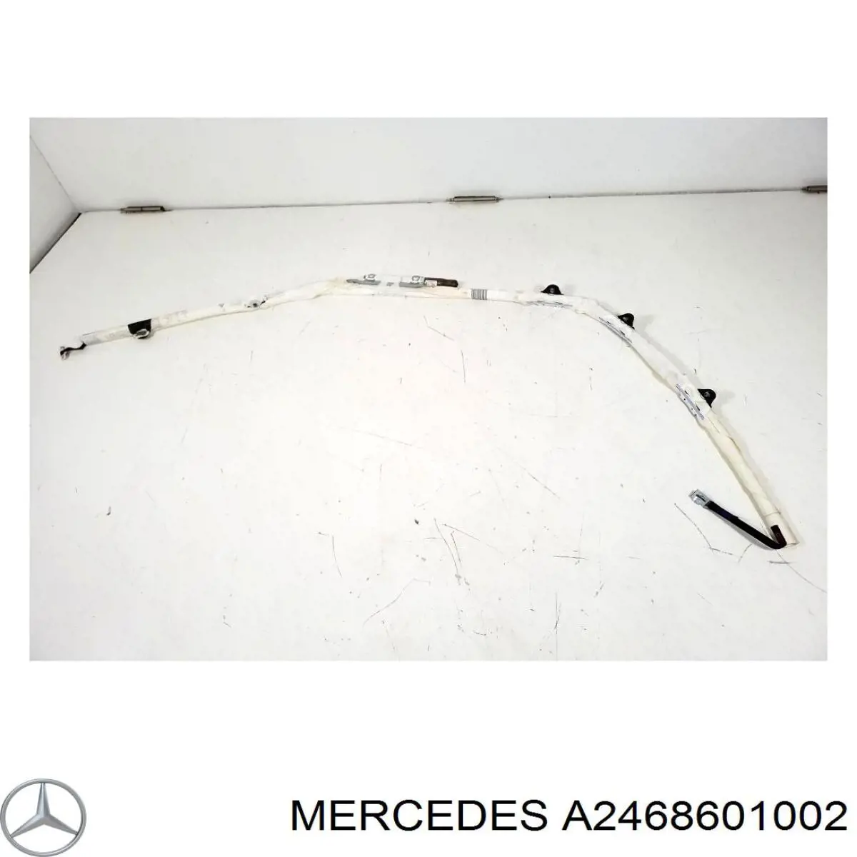 Шторка боковая правая Mercedes A2468601002 цена, от 64.61 USD