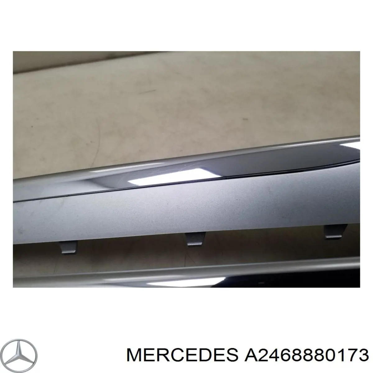 Накладка (рамка) решетки радиатора Mercedes A2468880173 цена, от 131.35 USD
