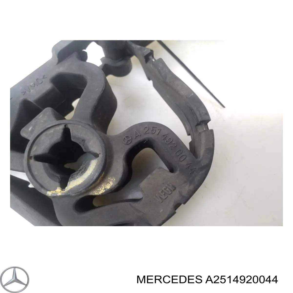 Купить 2514920044 Mercedes Хомут глушителя