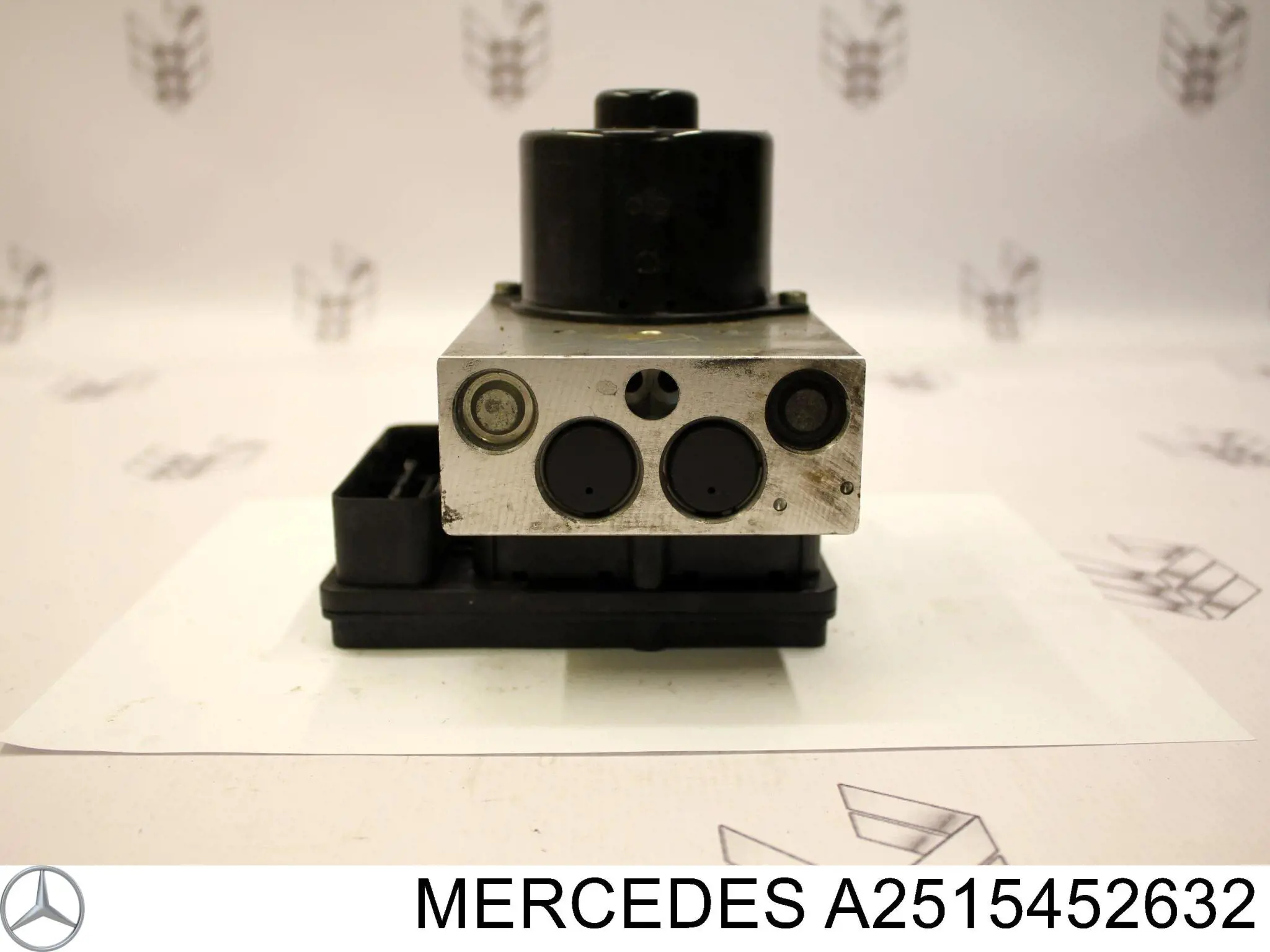  Mercedes A2515452632 цена, от 124.16 USD
