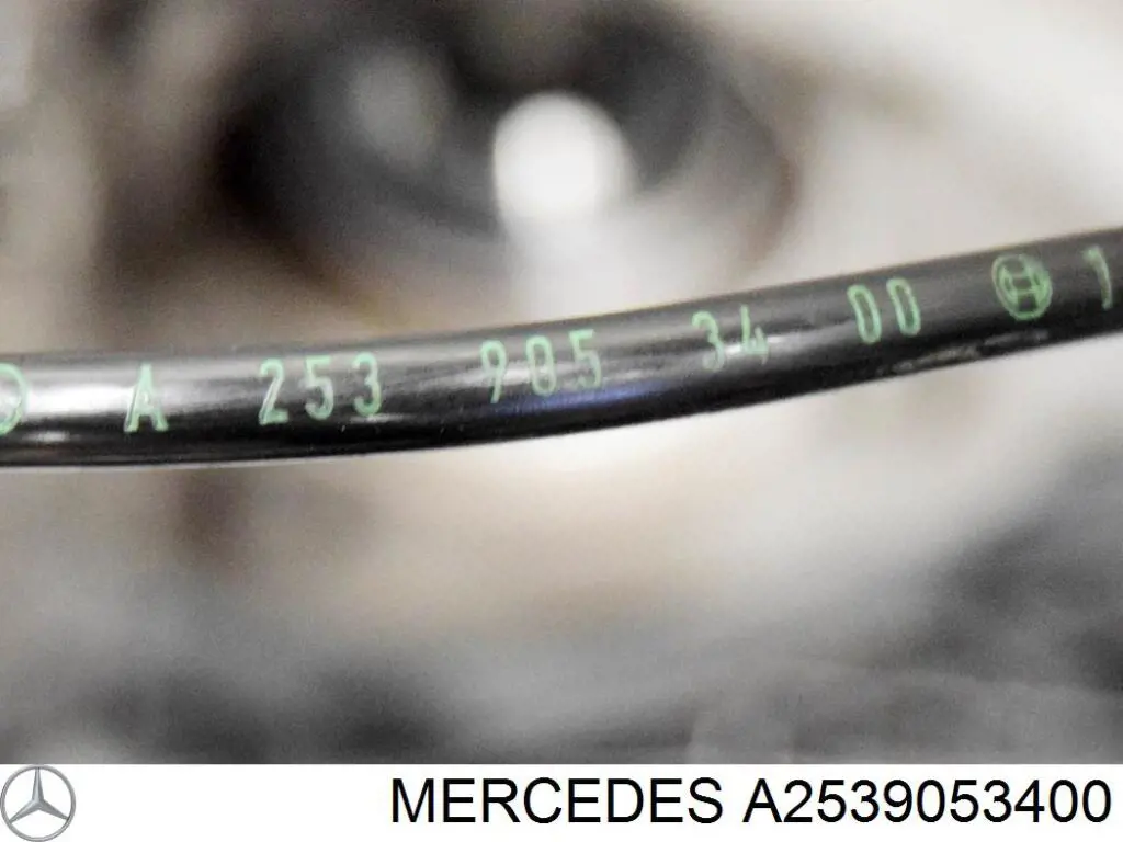Передний правый датчик АБС Mercedes A2539053400