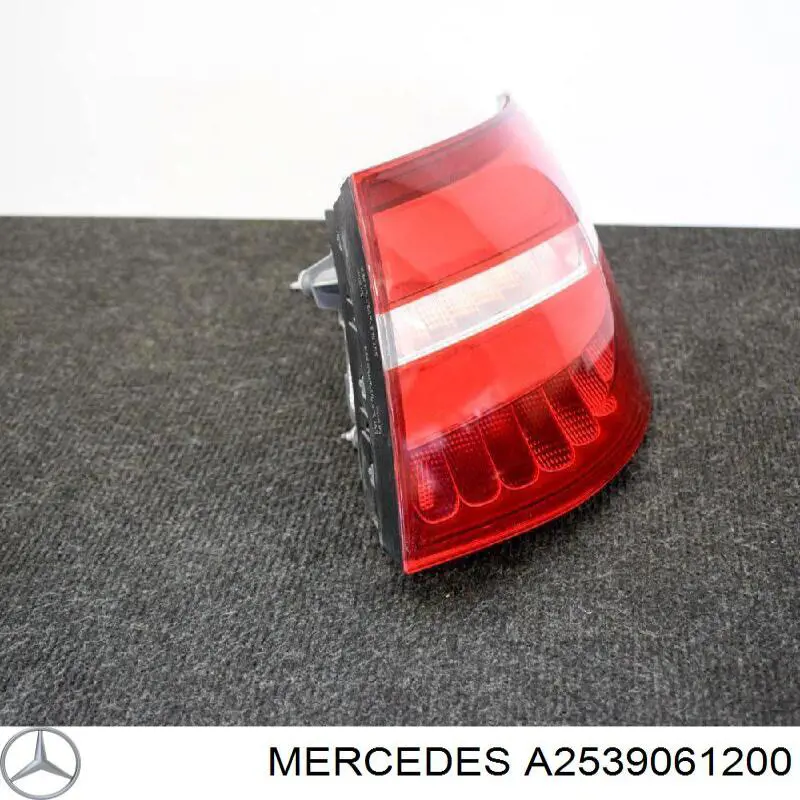 Фонарь задний правый Mercedes A2539061200 цена, от 63.35 USD