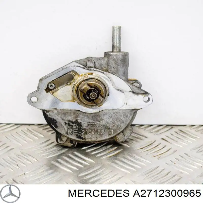 Насос вакуумный Mercedes A2712300965