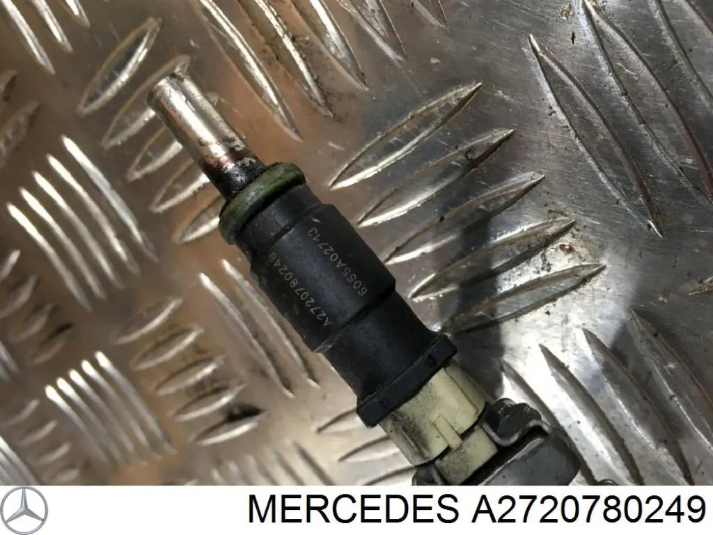 Топливные форсунки A2720780023 Mercedes