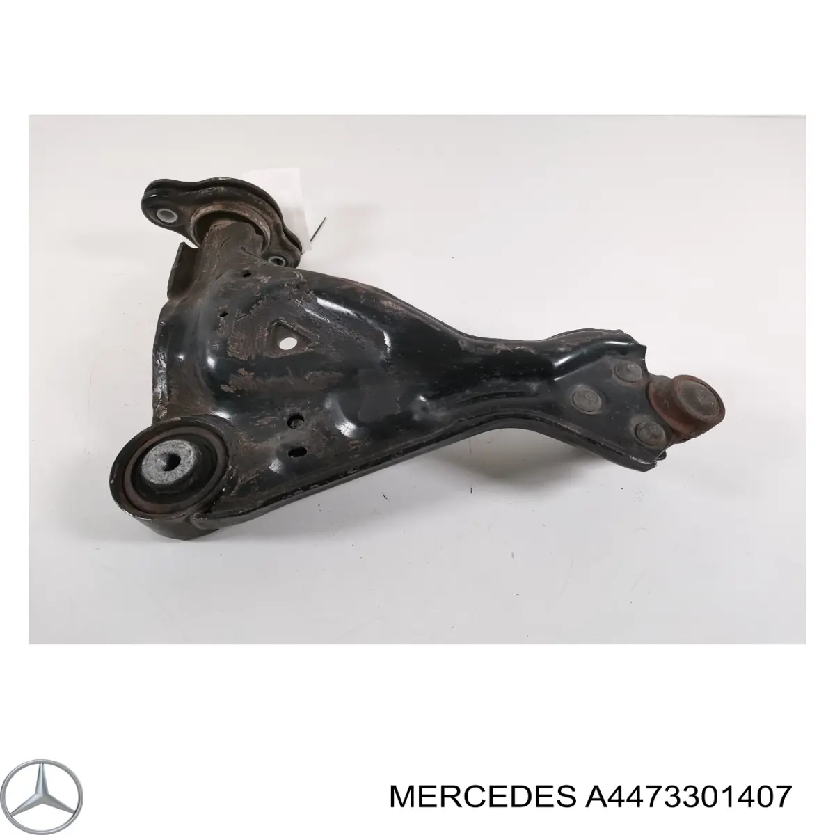 Рычаг передний нижний левый Mercedes A4473301407