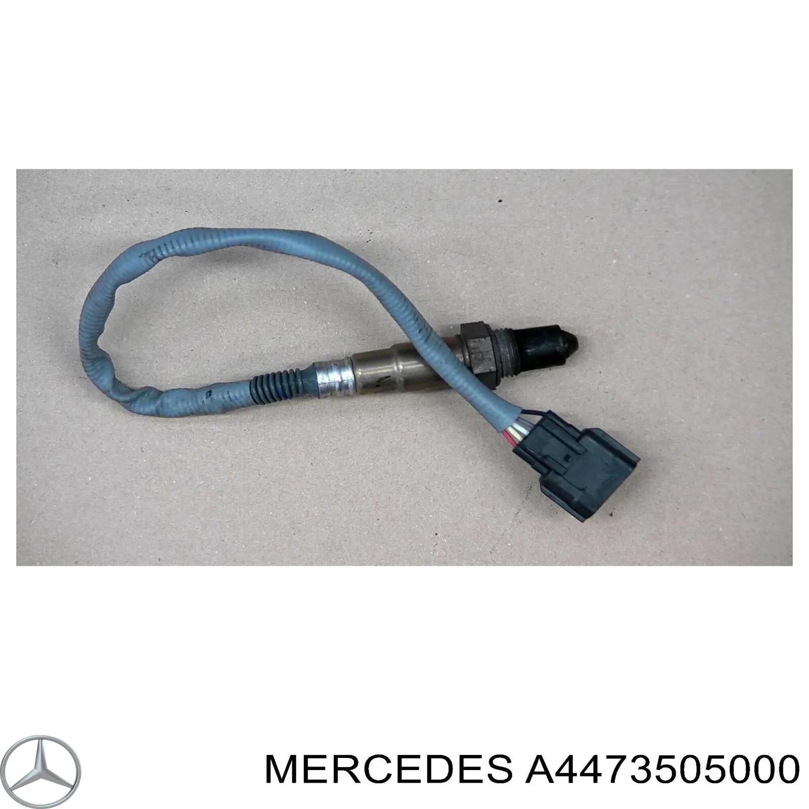 A4473505000 Mercedes Цапфа правая