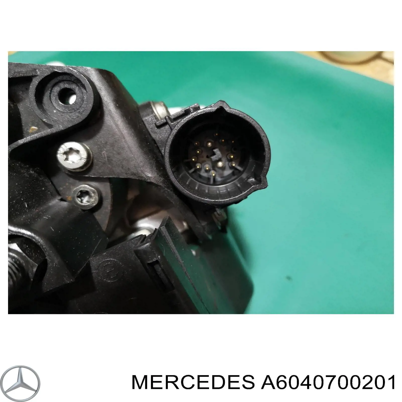 Насос топливный высокого давления Mercedes 6040700301