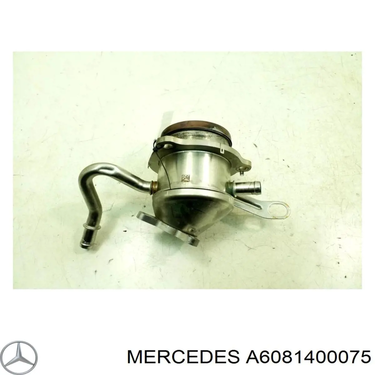Радиатор системы EGR рециркуляции выхлопных газов на Mercedes A (W177)