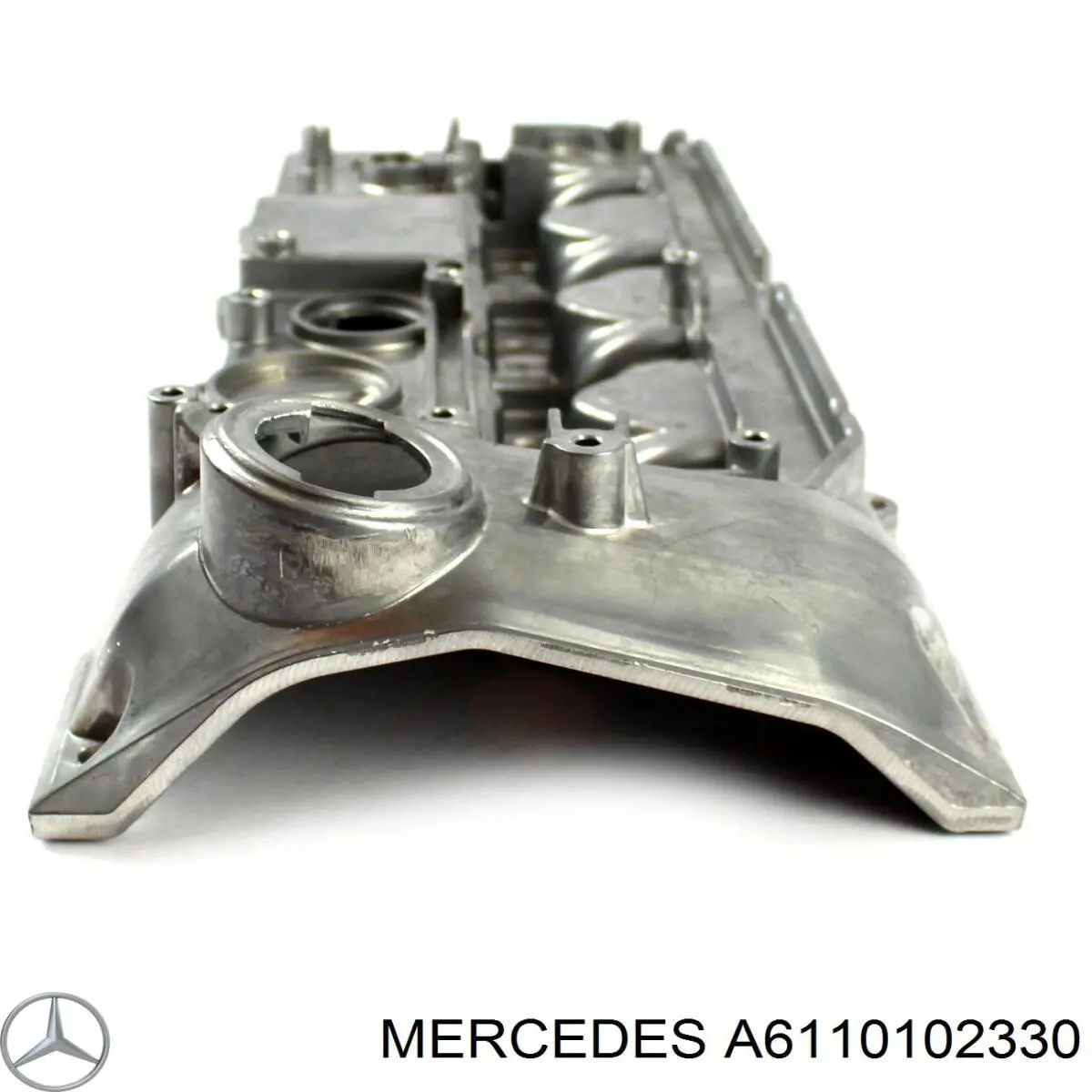 Клапанная крышка A6110101730 Mercedes