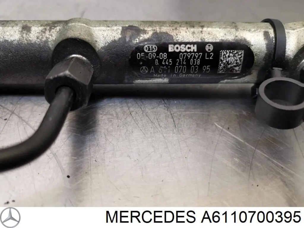 Распределитель топлива (рампа) 0445214162 Bosch