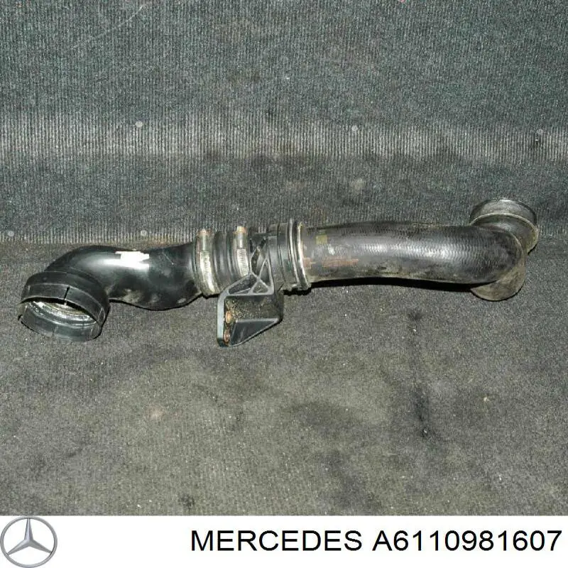 Патрубок воздушный, выход из турбины/компрессора (наддув) Mercedes 6110981007 цена, от 28.19 USD