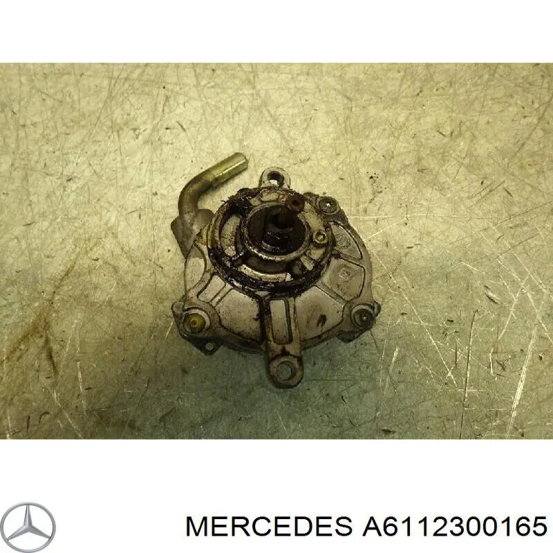 Насос вакуумный Mercedes A6112300165