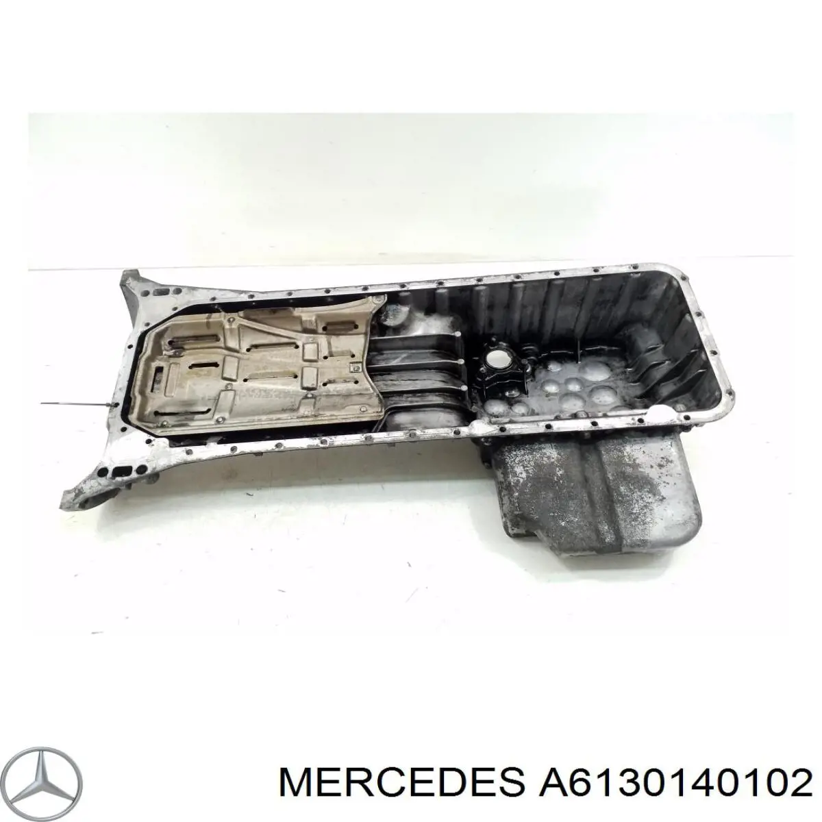 Поддон двигателя A6130140102 Mercedes