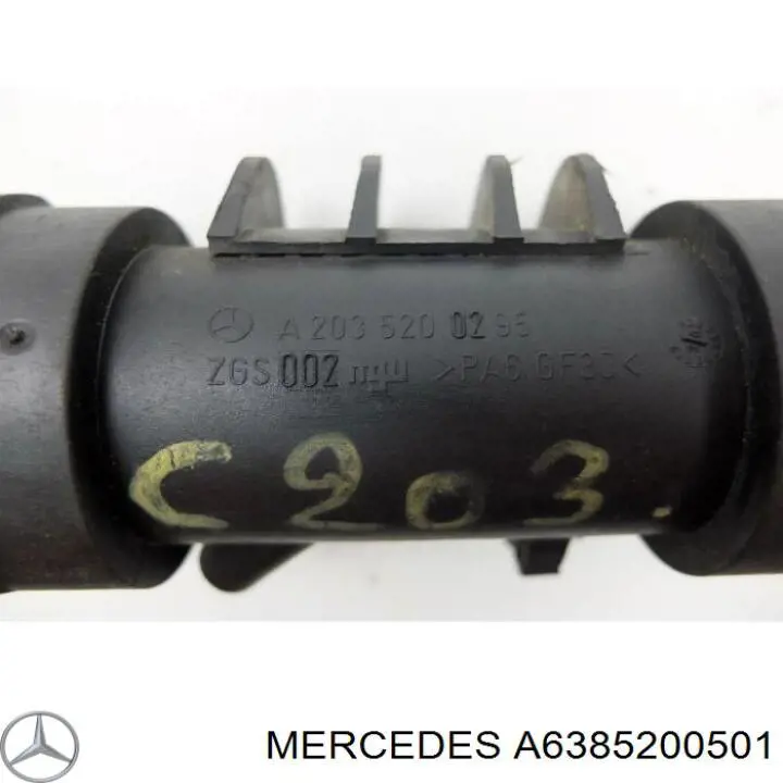 Шланг (патрубок) интеркуллера нижний 6385200501 Mercedes
