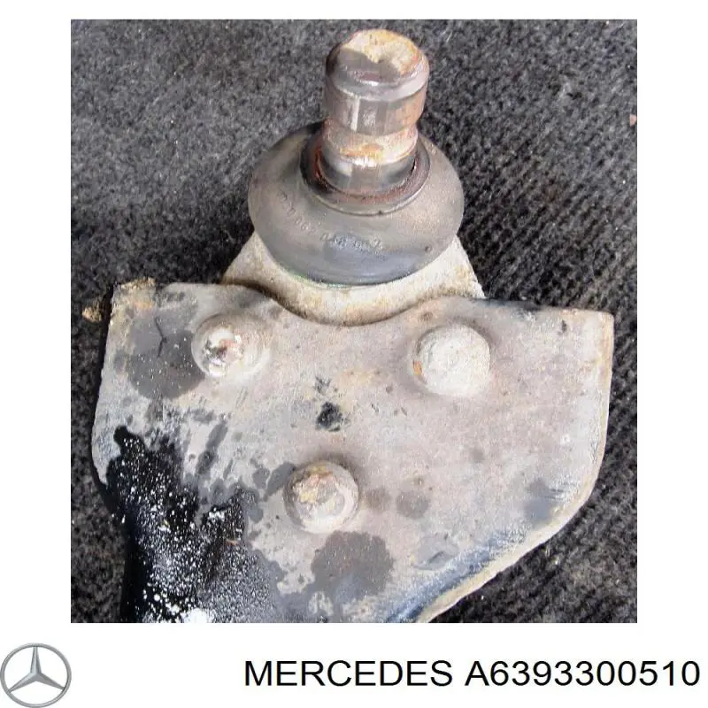 Правый рычаг передней нижней подвески Mercedes A6393300510 цена, от 31.07 USD