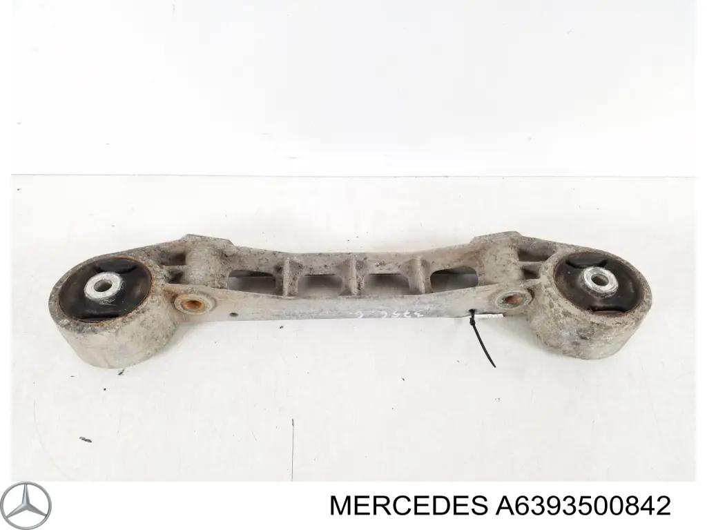 Купить A6393500842 Mercedes Кронштейн (траверса) заднего редуктора задняя