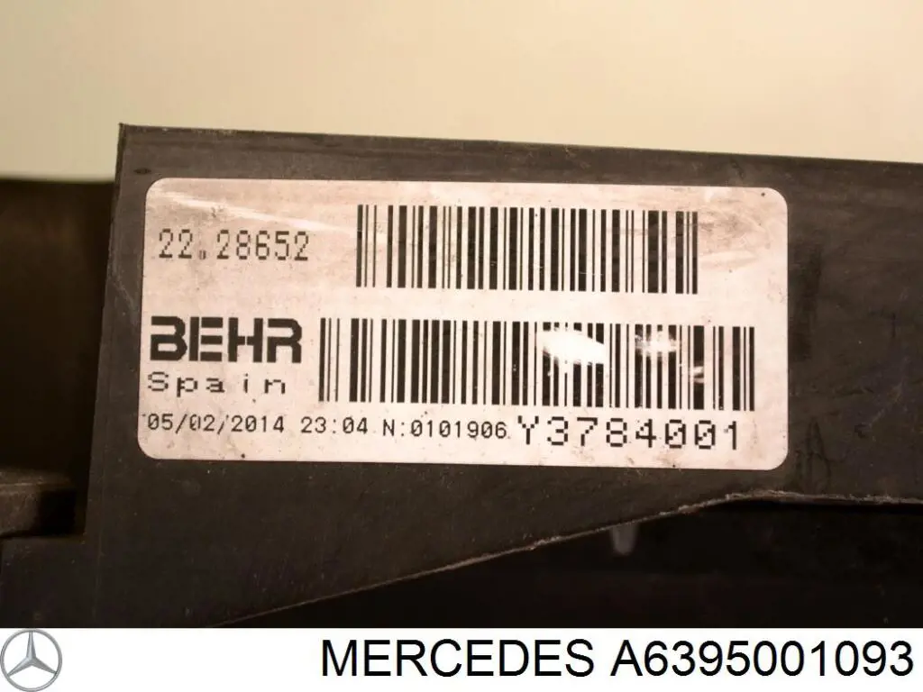 6395001093 Mercedes Вентилятор/крыльчатка радиатора кондиционера, левый