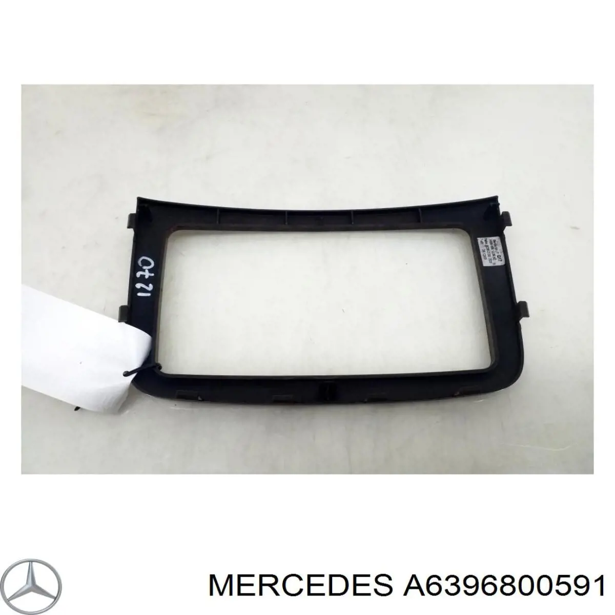Купить A6396800591 Mercedes Облицовка щитка приборов "торпедо"