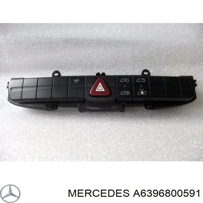 Купить A6396800591 Mercedes Облицовка щитка приборов "торпедо"