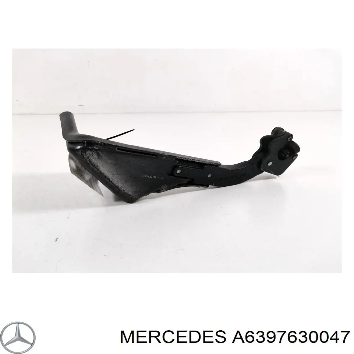 Купить A6397630047 Mercedes Ролик двери боковой (сдвижной) левый нижний