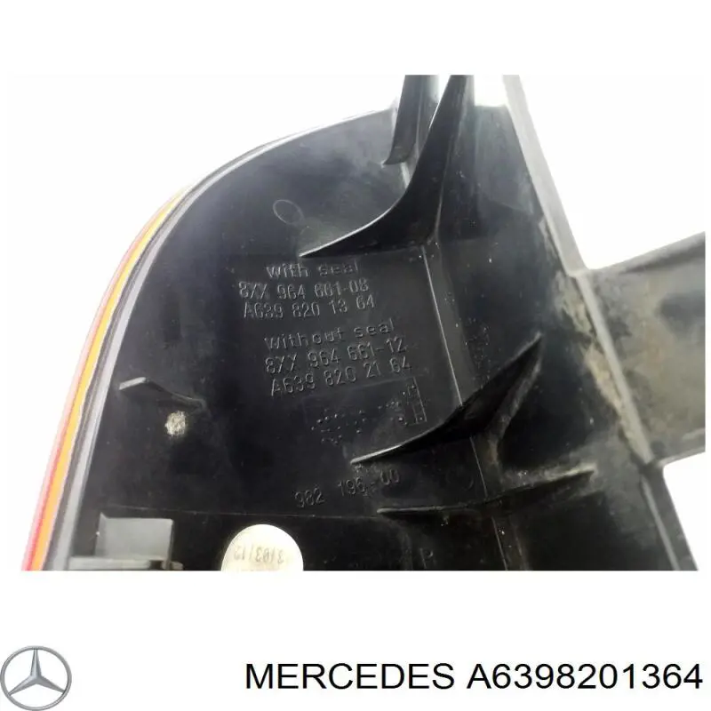 Купить A6398201364 Mercedes Фонарь задний правый верхний