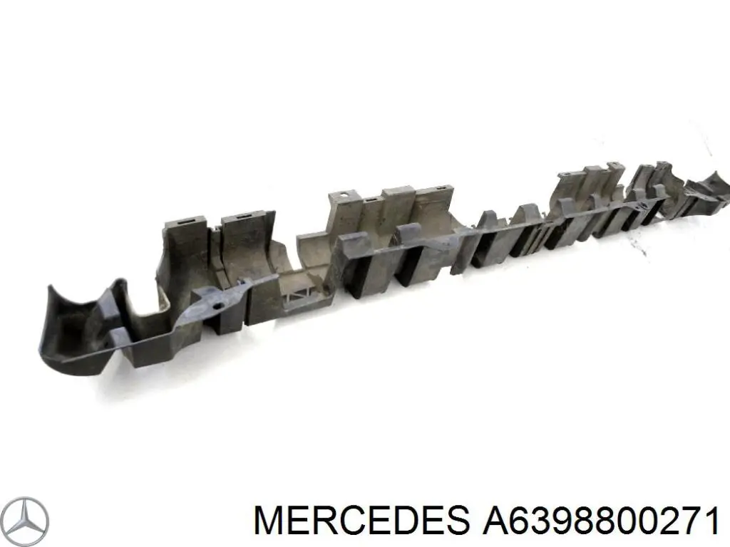 Бампер задний Mercedes 6398800271