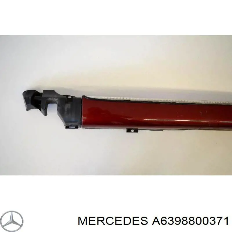 Задний бампер A6398800371 Mercedes
