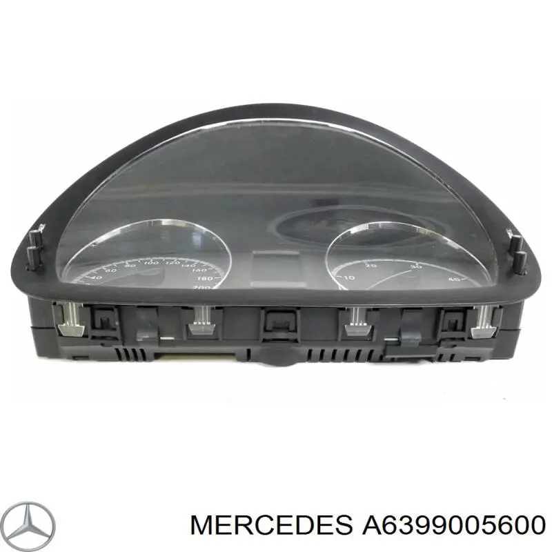 Приборная доска Mercedes 6399005600