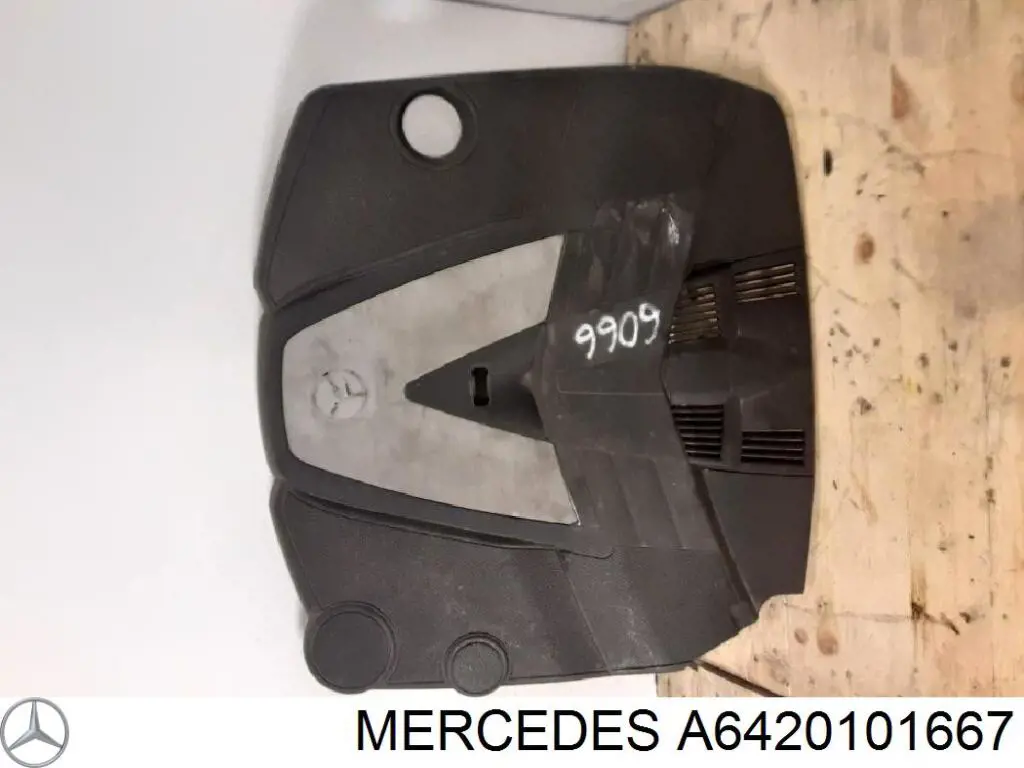 Крышка мотора декоративная Mercedes 6420101667