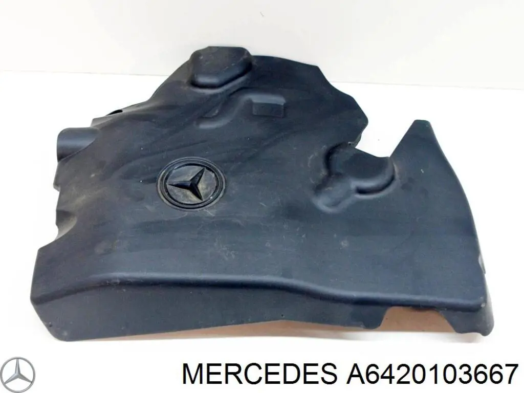 A6420103667 Mercedes Крышка мотора декоративная