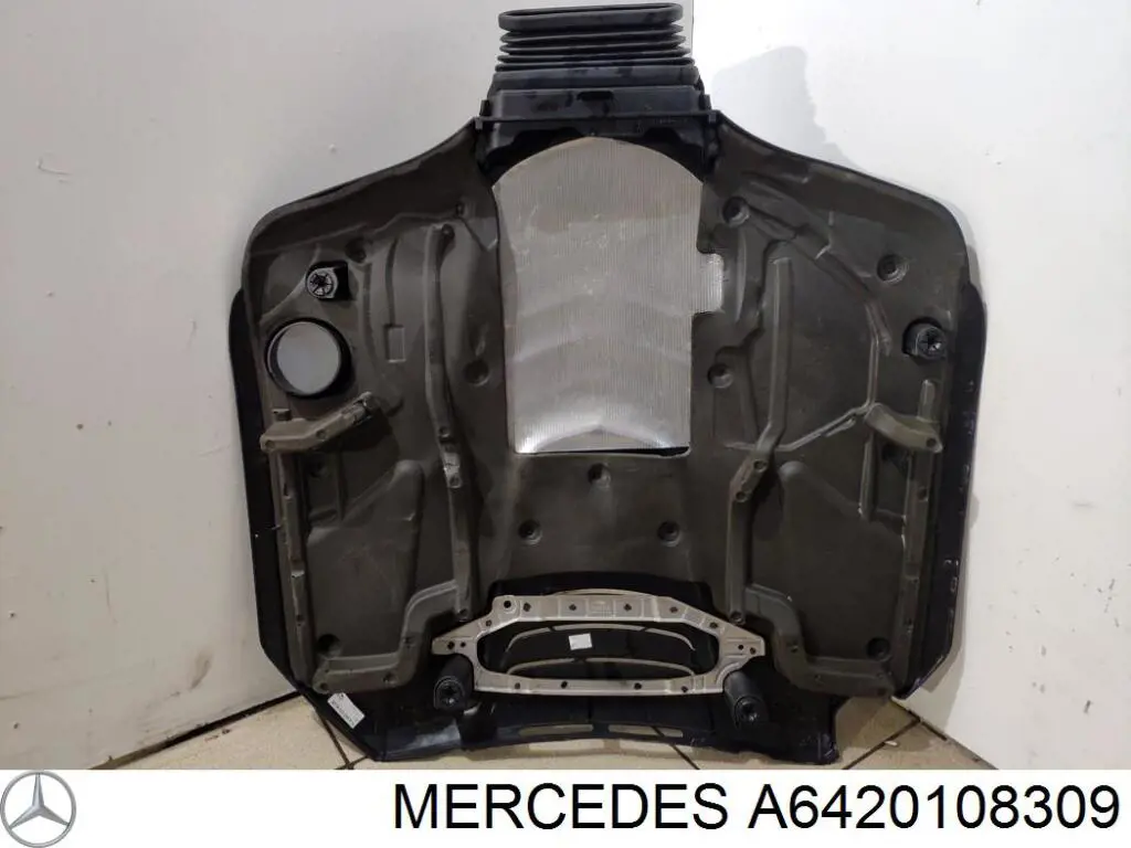 Купить A6420108309 Mercedes Крышка двигателя