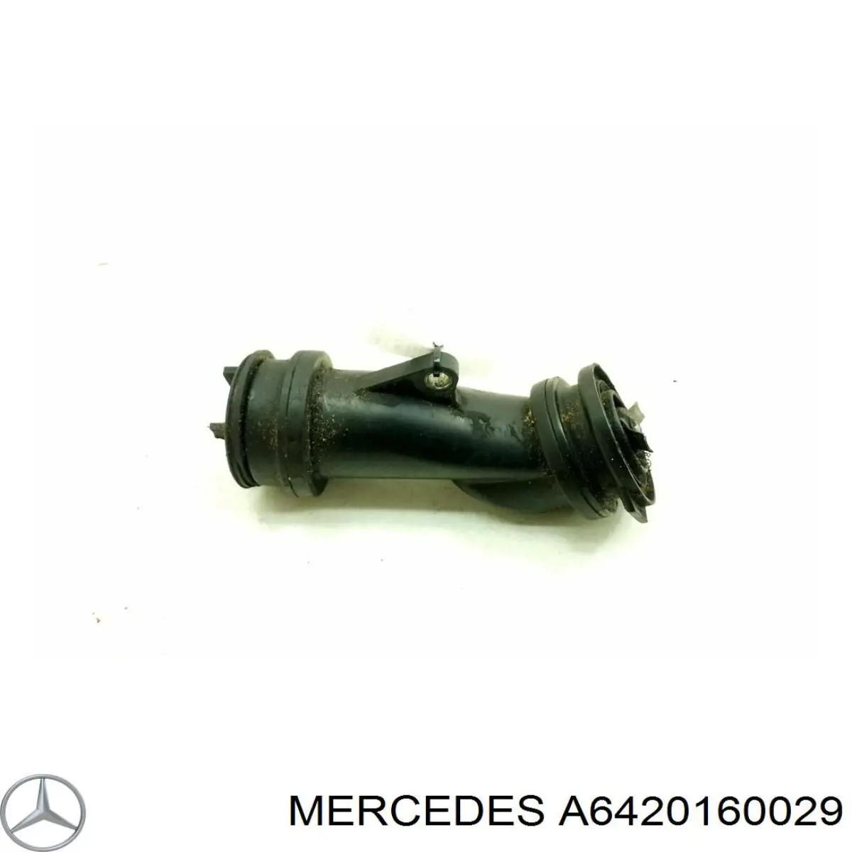 A6420160029 Mercedes Горловина маслозаливная