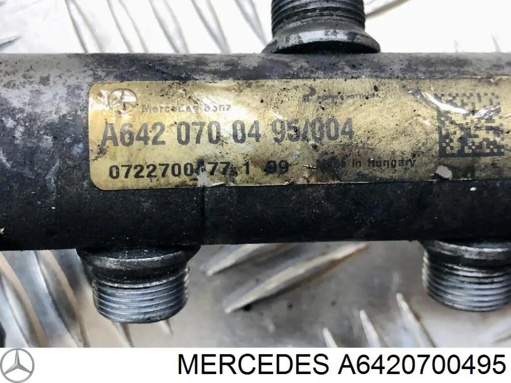 A6420700495 Mercedes distribuidor de combustível (rampa esquerdo)