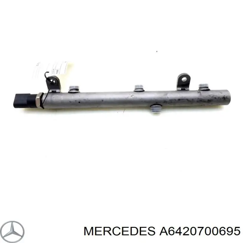 Распределитель топлива (рампа) правый Mercedes A6420700695 цена, от 12.70 USD