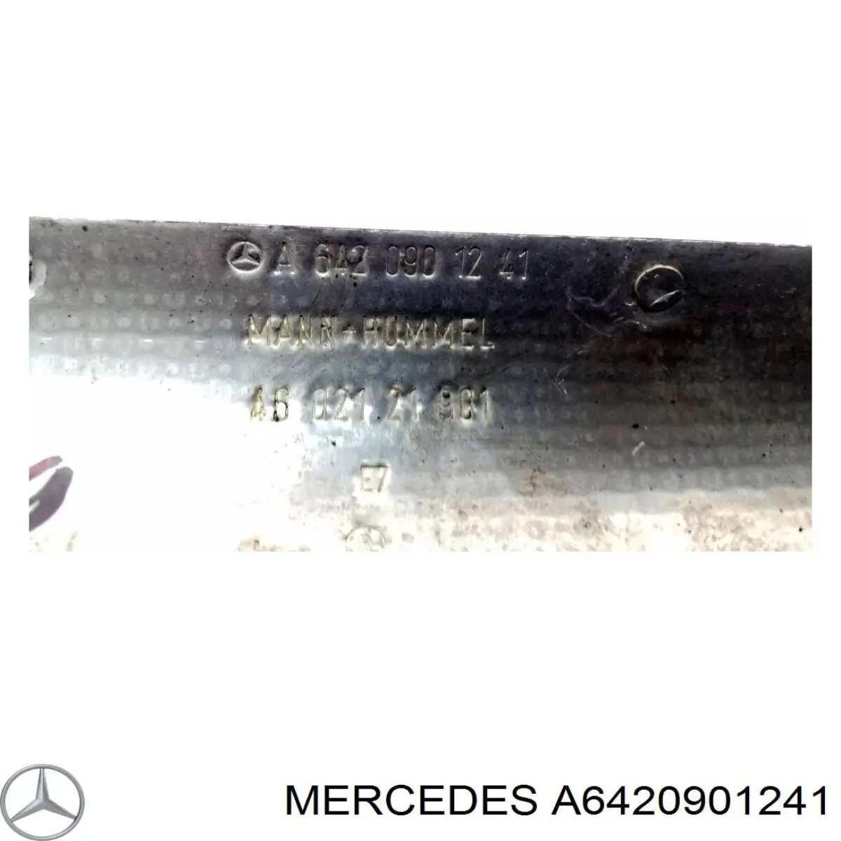 Кронштейн воздушного фильтра Mercedes 6420901241 цена, от 5.08 USD