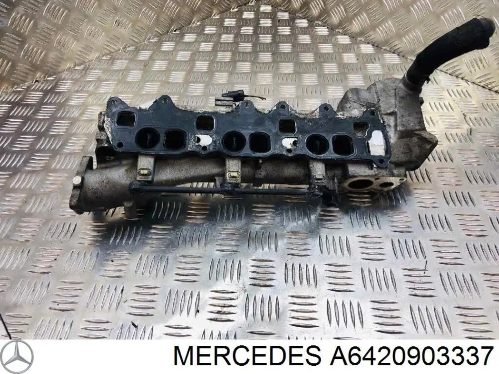 A6420903337 Mercedes tubo coletor esquerdo de admissão