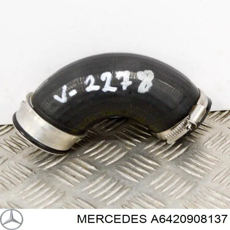 6420908137 Mercedes 