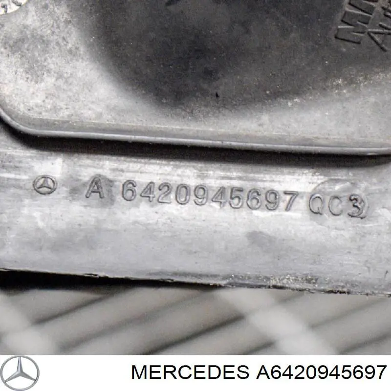 Патрубок воздушный, вход воздушного фильтра Mercedes A6420945697 цена, от 21.98 USD