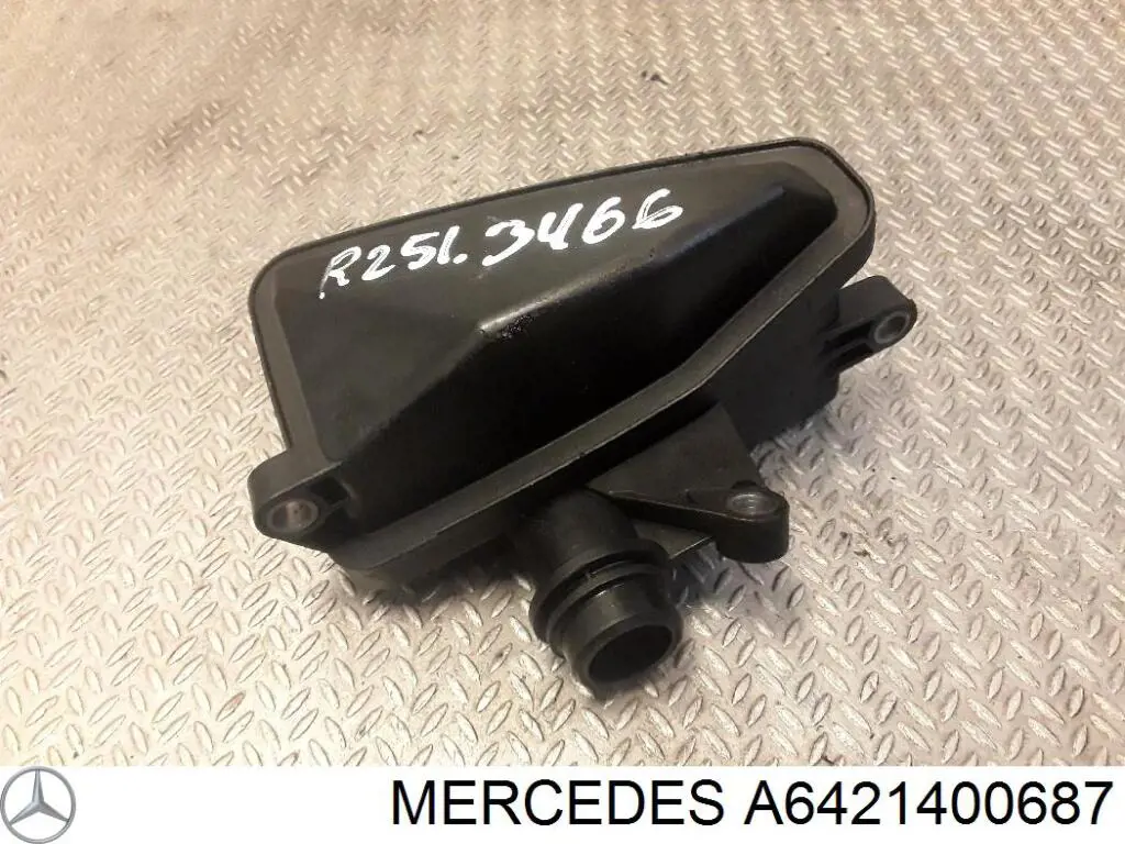 A6421400687 Mercedes cano derivado de ar, saída de turbina (supercompressão)