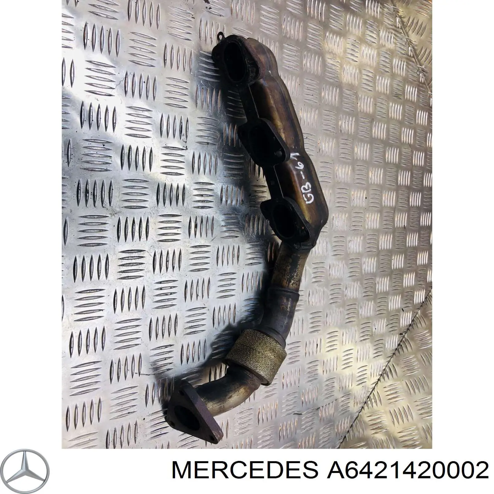 Коллектор выпускной правый A6421420002 Mercedes